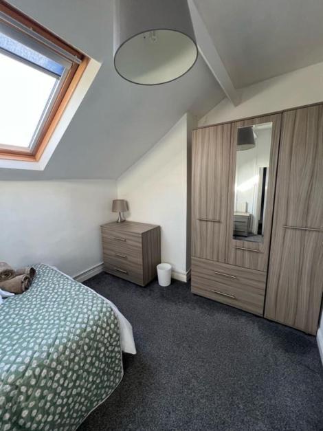 Moorfield Street Guesthouse Leeds  Exteriör bild